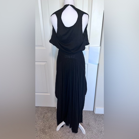 Free People Beach Black Dress Deep V Side bottom
slits Cutouts Sz Small - Picture 4 of 12